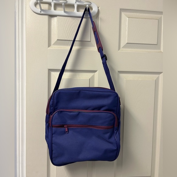 Carry On Bag - Picture 1 of 8